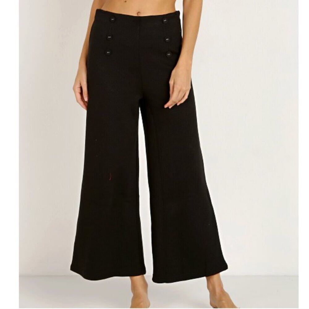 Zulu & Zephyr Mineral Wide-Leg Ankle Crop Pants in Black